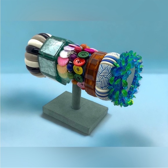 Retro Colourful Bracelets Lot - Picture 1 of 11